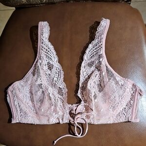 Victoria Secret Plunge Unlined Underwire Light Pink Floral Lace Sheer Bra
